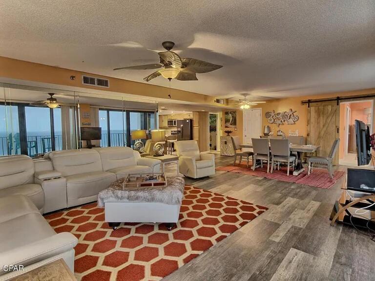 Apartment The Life *